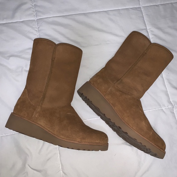 UGG | Shoes | Ugg Womens Amie Boot Size 